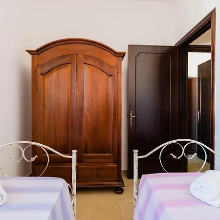 Holiday's By Just Srl Lido Marini